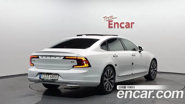 Volvo S90 2021 — фото 1