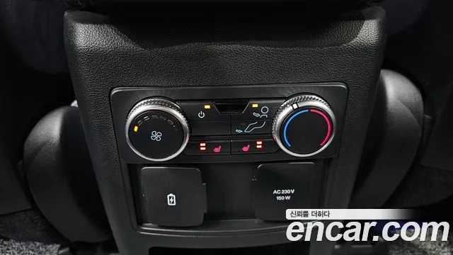 Ford Explorer 2020 — фото 18