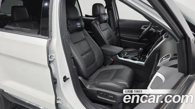 Ford Explorer 2014 — фото 10