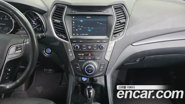 Hyundai Santafe 2016 — фото 14