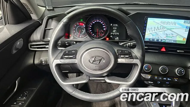 Hyundai AVANTE 2021 — фото 13