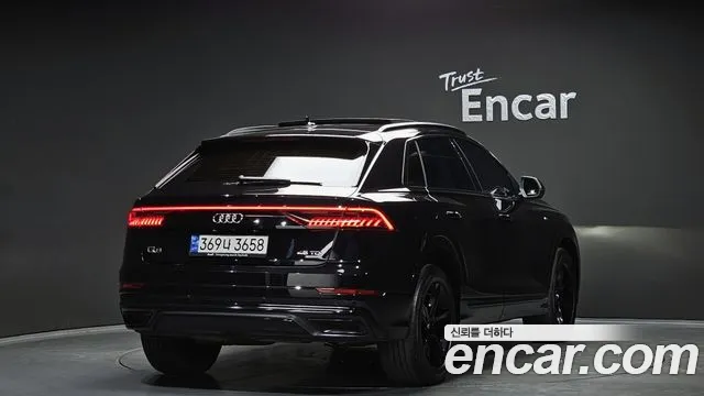 Audi Q8 2021 — фото 2