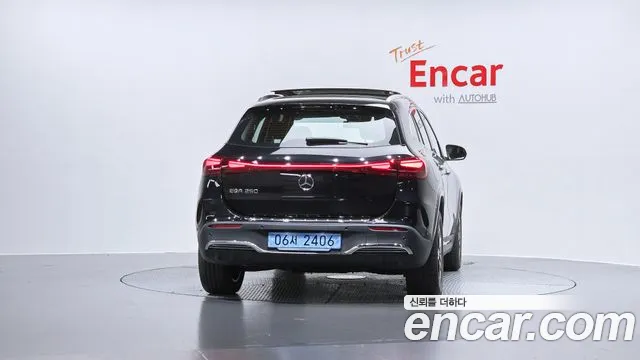 Mercedes-Benz EQA 2025 — фото 4