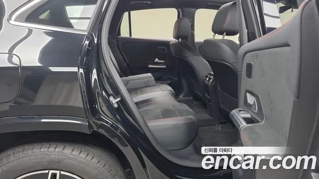 Mercedes-Benz EQA 2025 — фото 12