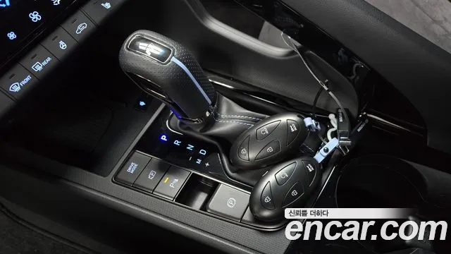 Hyundai AVANTE 2025 — фото 9