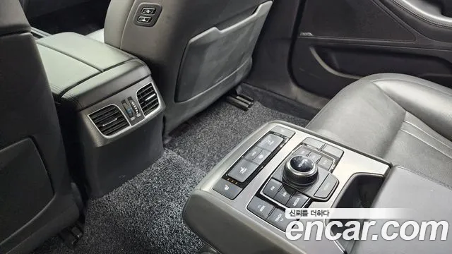 Hyundai Genesis 2015 — фото 18
