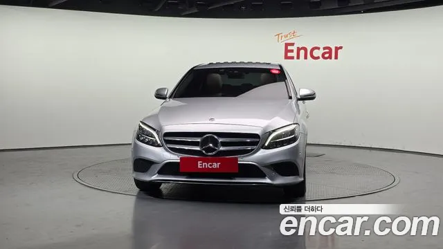 Mercedes-Benz C-Class 2019 — фото 3