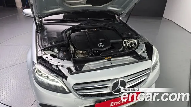 Mercedes-Benz C-Class 2019 — фото 6