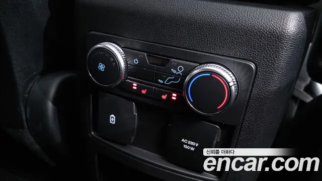 Ford Explorer 2020 — фото 17