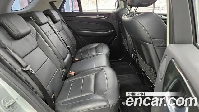 Mercedes-Benz GLE-Class 2016 — фото 11