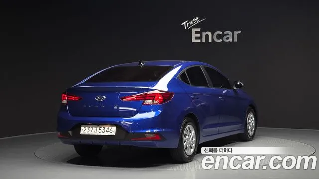 Hyundai AVANTE 2019 — фото 2