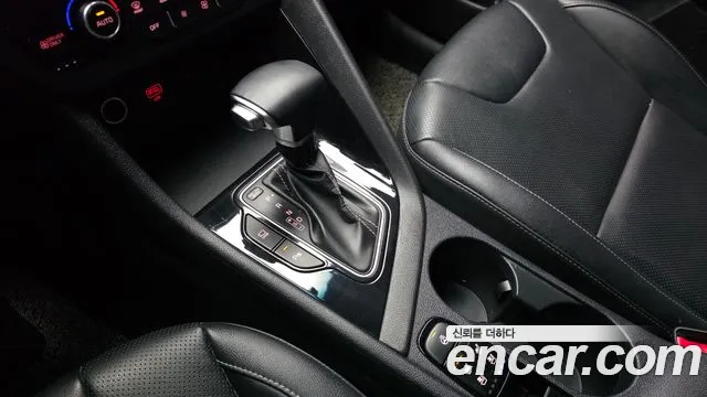 Kia Niro 2021 — фото 9