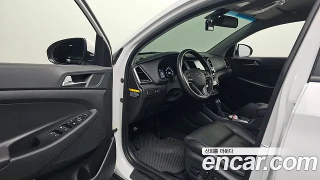 Hyundai Tucson 2018 — фото 13