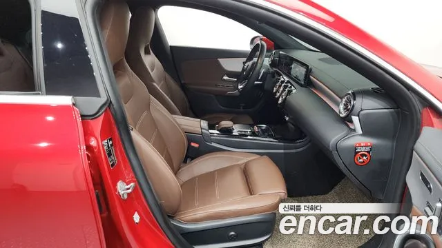 Mercedes-Benz CLA-Class 2022 — фото 17