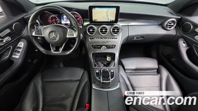 Mercedes-Benz C-Class 2018 — фото 10