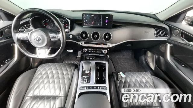 Kia Stinger 2021 — фото 10