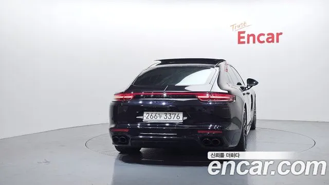 Porsche Panamera 2020 — фото 4
