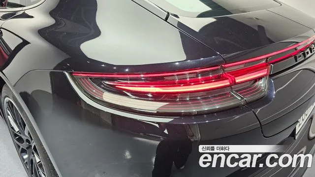 Porsche Panamera 2020 — фото 9