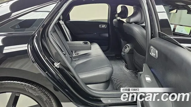Hyundai Ioniq6 2023 — фото 18