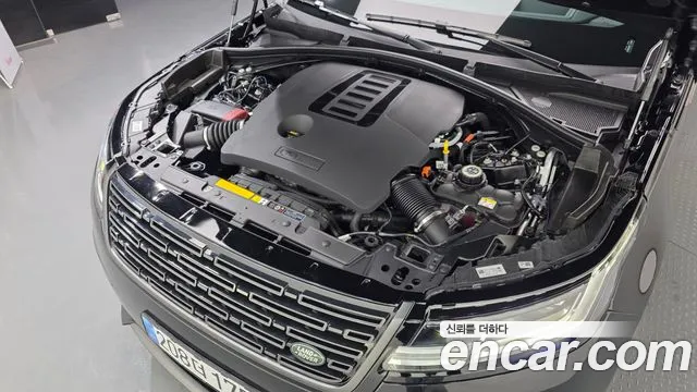 Land Rover Range Rover Velar 2025 — фото 10
