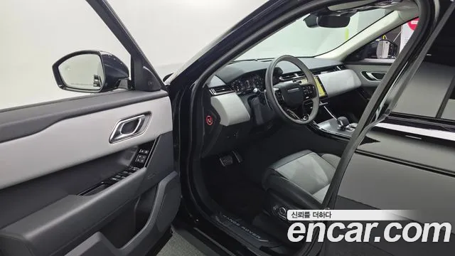 Land Rover Range Rover Velar 2025 — фото 11
