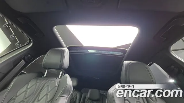 Peugeot 5008 2023 — фото 17