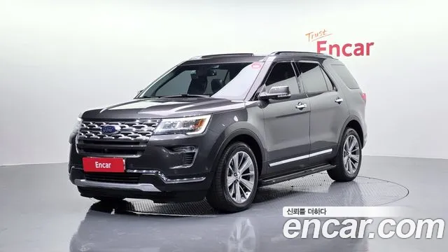 Ford Explorer 2018 — фото 1