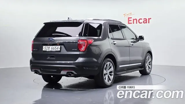 Ford Explorer 2018 — фото 2