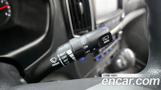 Hyundai Starex 2017 — фото 17