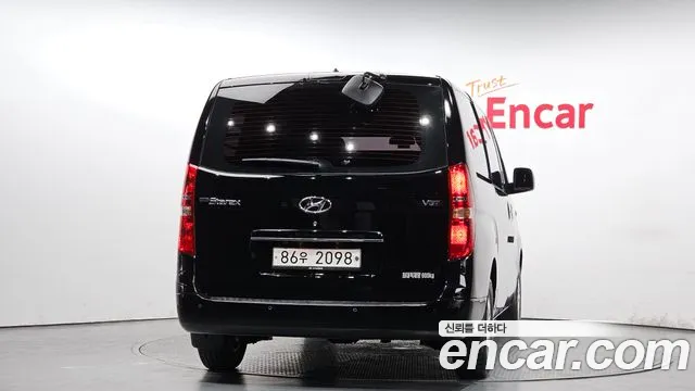 Hyundai Starex 2020 — фото 4