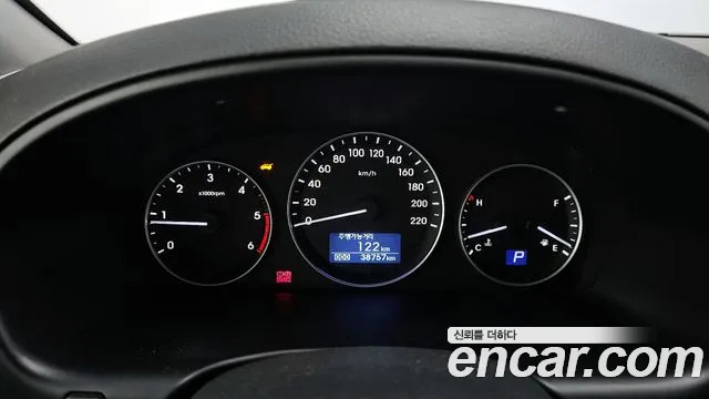 Hyundai Starex 2020 — фото 8