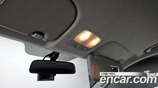 Hyundai Starex 2020 — фото 18