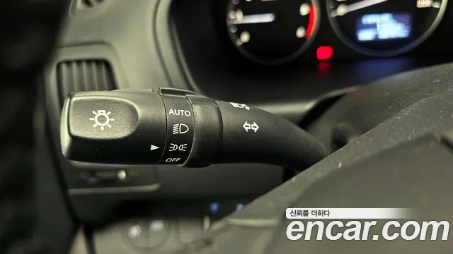 Hyundai Starex 2020 — фото 19