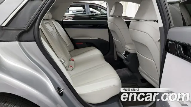Hyundai Grandeur 2023 — фото 12