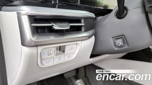 Hyundai Grandeur 2023 — фото 16