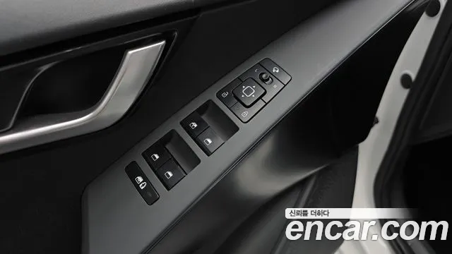 Kia Niro 2022 — фото 15
