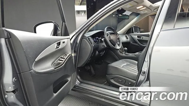 Infiniti QX50 2015 — фото 10