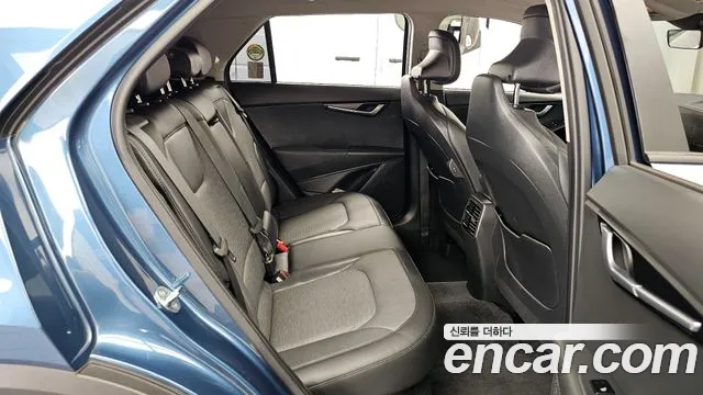 Kia Niro 2022 — фото 12