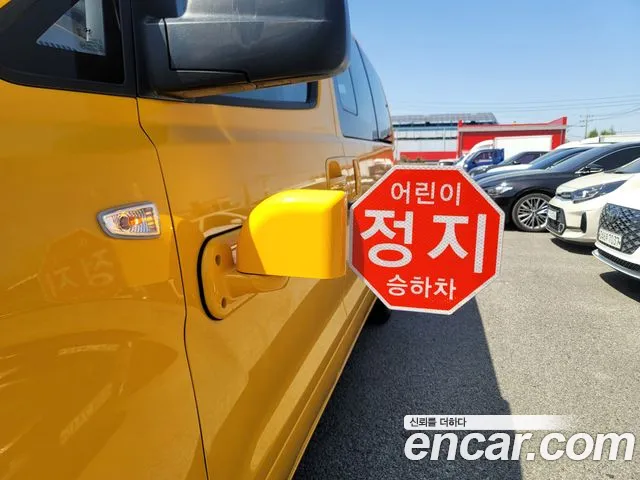 Hyundai Starex 2021 — фото 13