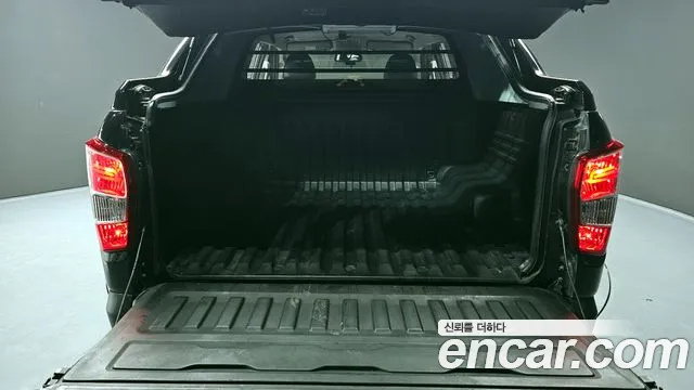 KG_Mobility_Ssangyong Rexton 2018 — фото 20