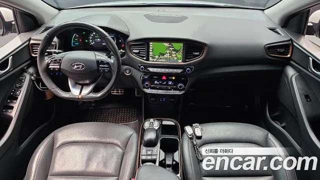 Hyundai Ioniq 2017 — фото 7