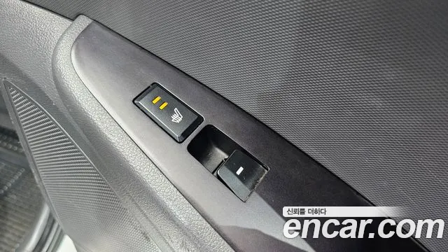 Hyundai Ioniq 2017 — фото 18