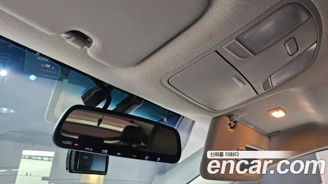 Hyundai Ioniq 2017 — фото 19