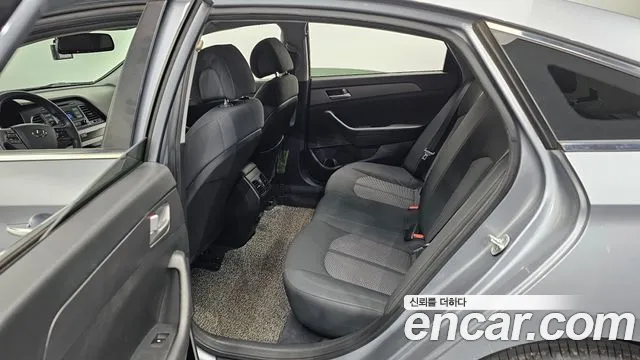 Hyundai Sonata 2015 — фото 17