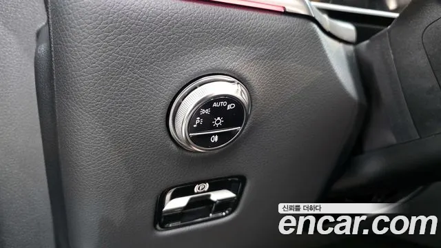 Mercedes-Benz GLC-Class 2025 — фото 17