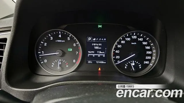 Hyundai AVANTE 2018 — фото 11