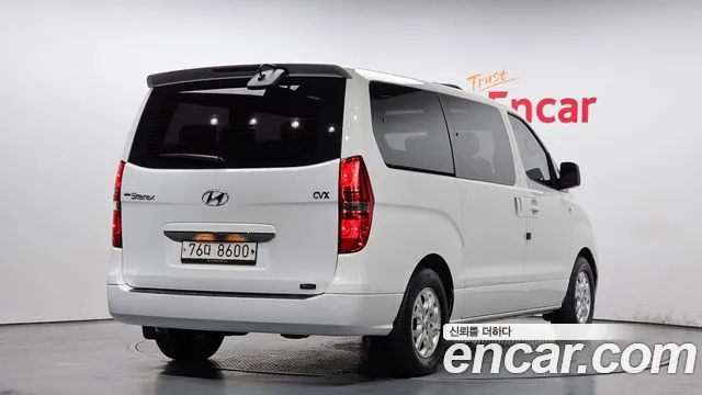 Hyundai Starex 2014 — фото 2
