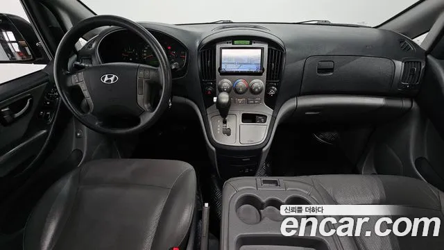 Hyundai Starex 2014 — фото 10