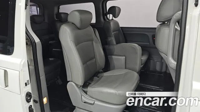 Hyundai Starex 2014 — фото 18