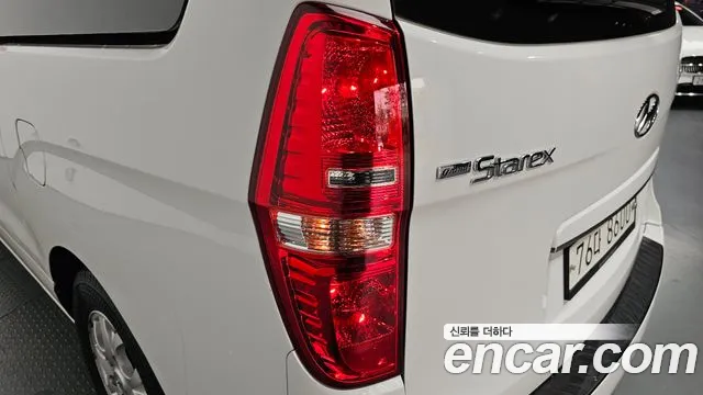 Hyundai Starex 2014 — фото 9